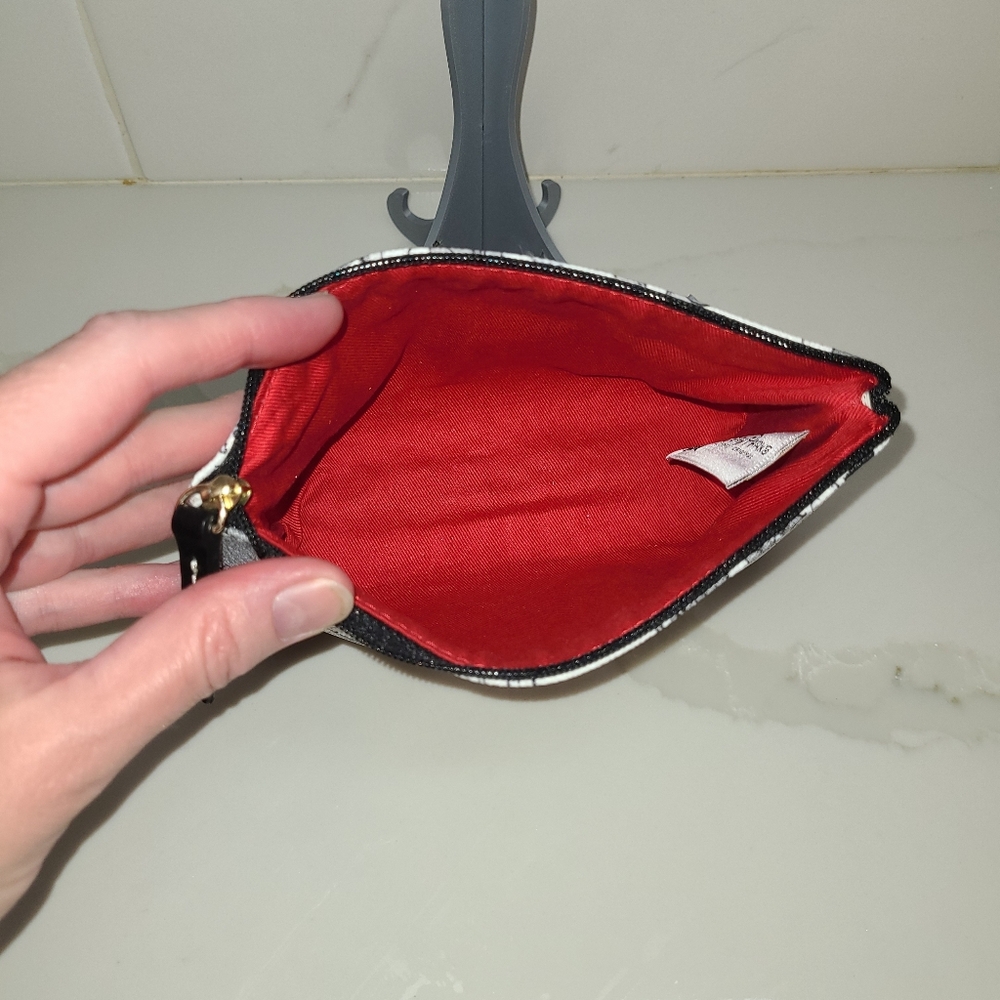 Dooney & Bourke Mickey & Minnie Disney Parks Cosmetic Bag NWOT - Picture 9 of 10
